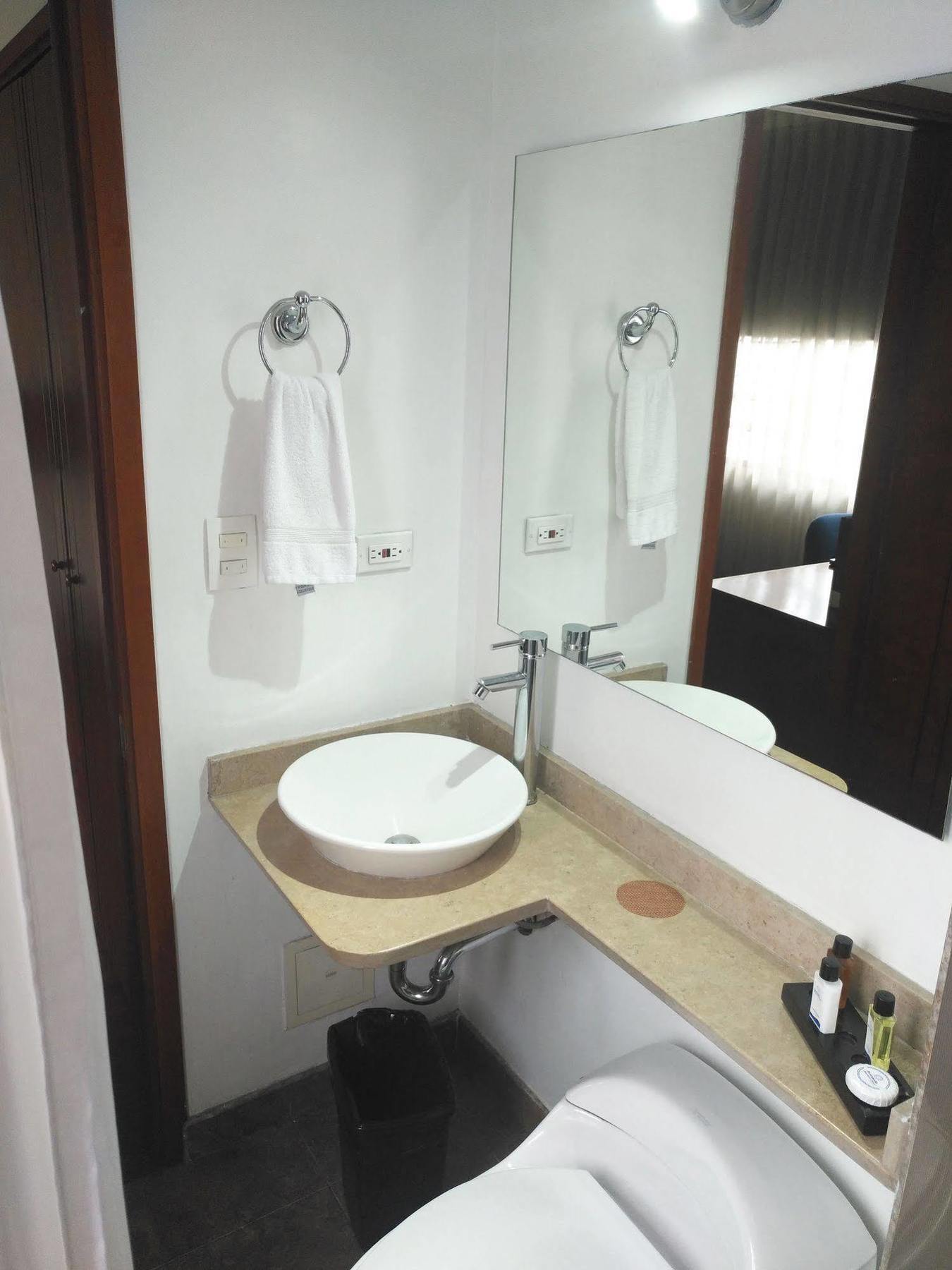 Teusaquillo Boutique Hotel ボゴタ エクステリア 写真